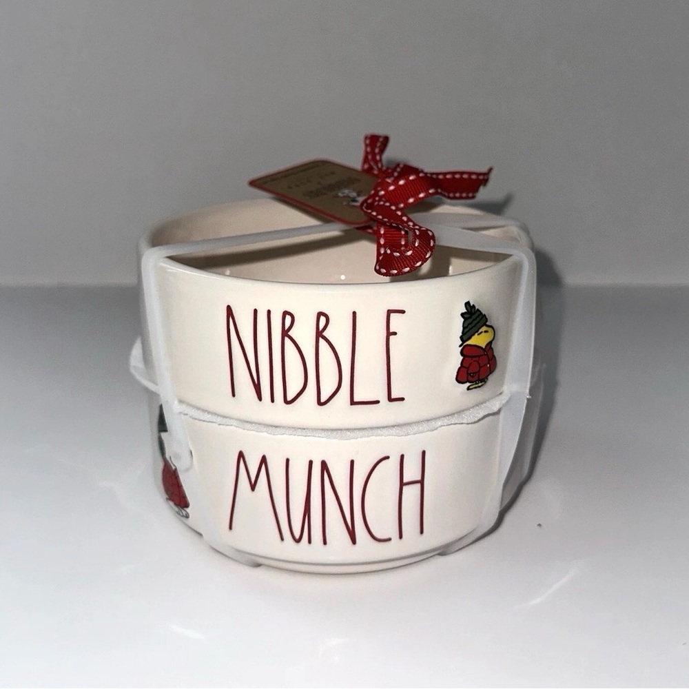 RAE DUNN PEANUTS SNOOPY & WOODSTOCK CHRISTMAS PET DISHES "NIBBLE-MUNCH" (NWT)